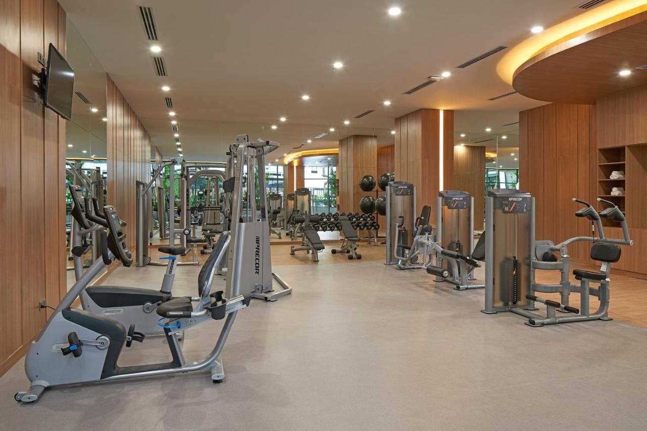 Holiday Inn & Suites Saigon Airport By Ihg Хошимин Экстерьер фото
